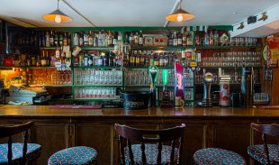 Tobys Bar Westport Interiour Tobys Bar Westport Interiour