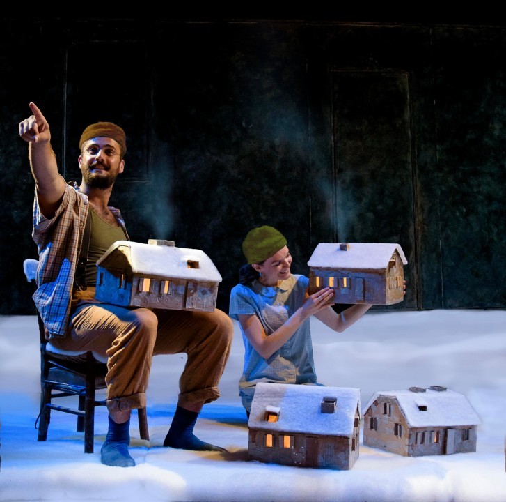 SEASONAL SHOW UK-based theatre company Lyngo Theatre is bringing a little Christmas magic to Westport Town Hall Theatre.